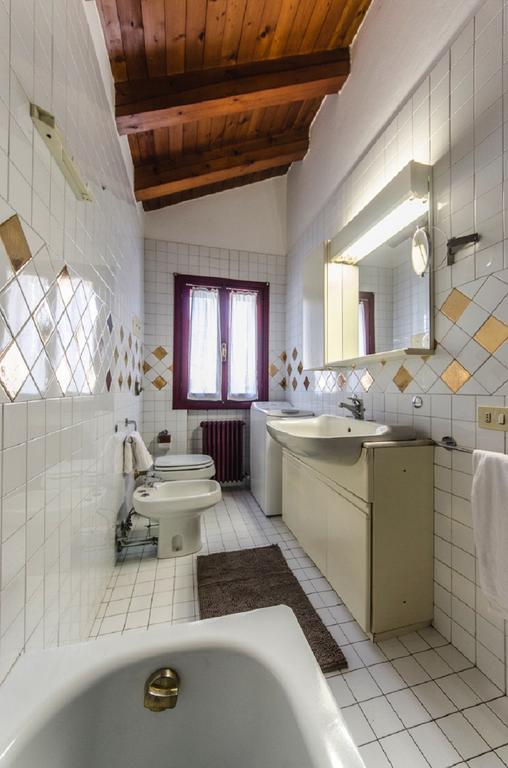 Вілла Novalesi Red House Ноале Екстер'єр фото